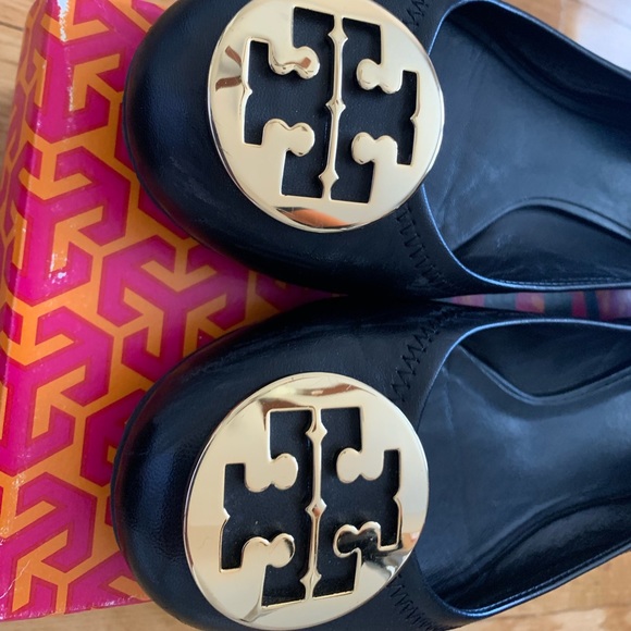 Sold - Tory Burch Flats - like new - Picture 2 of 5